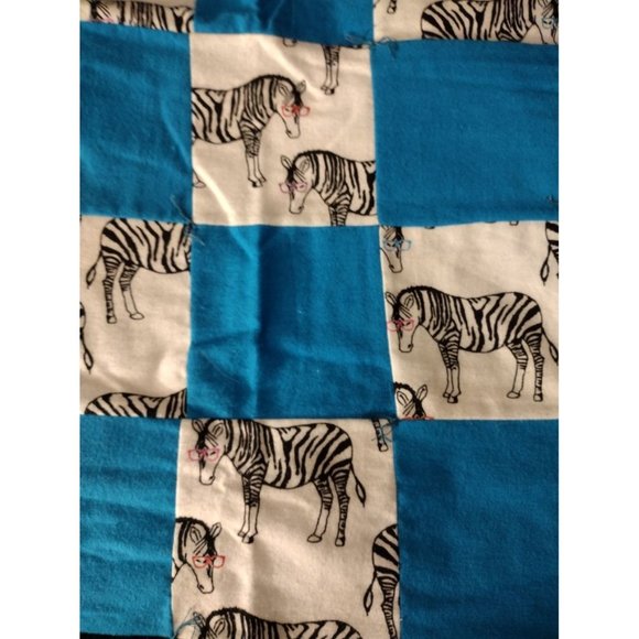 Handmade Zebra‎ and Blue Checked Baby Quilt with Zebra Backing - Picture 2 of 4